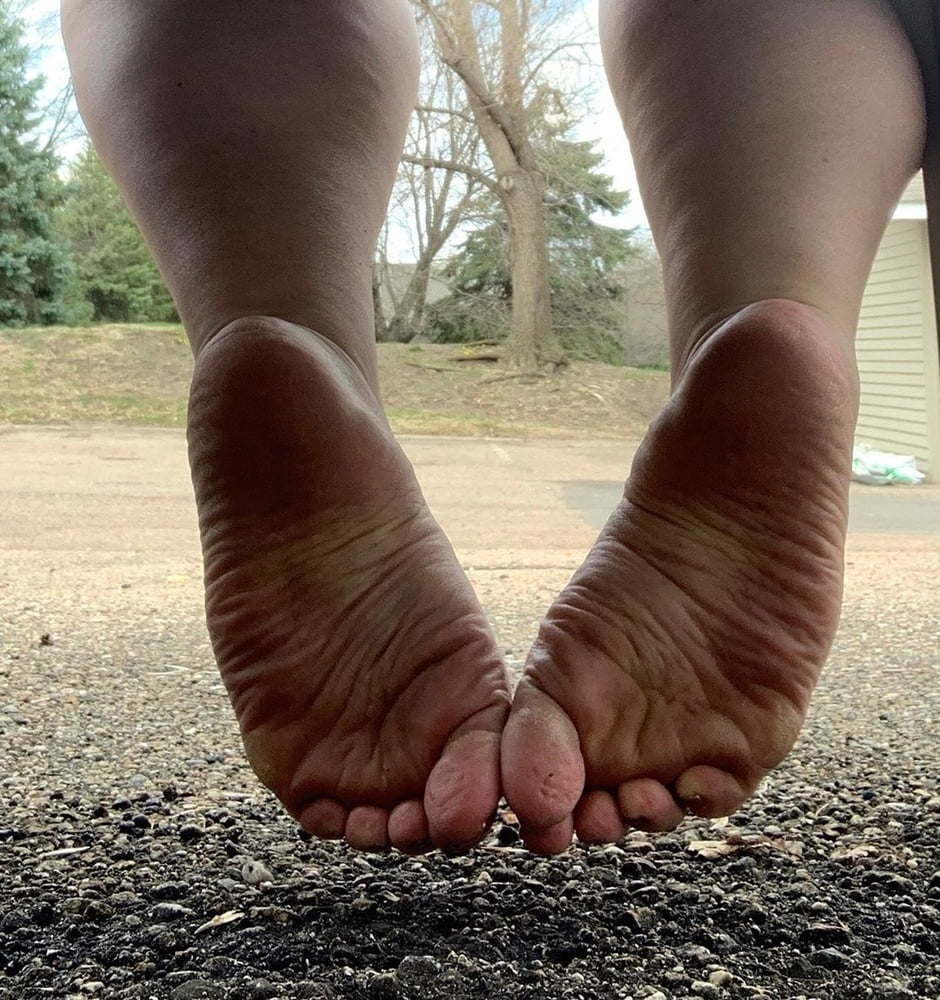 Piedi da sborra 16 #81270819