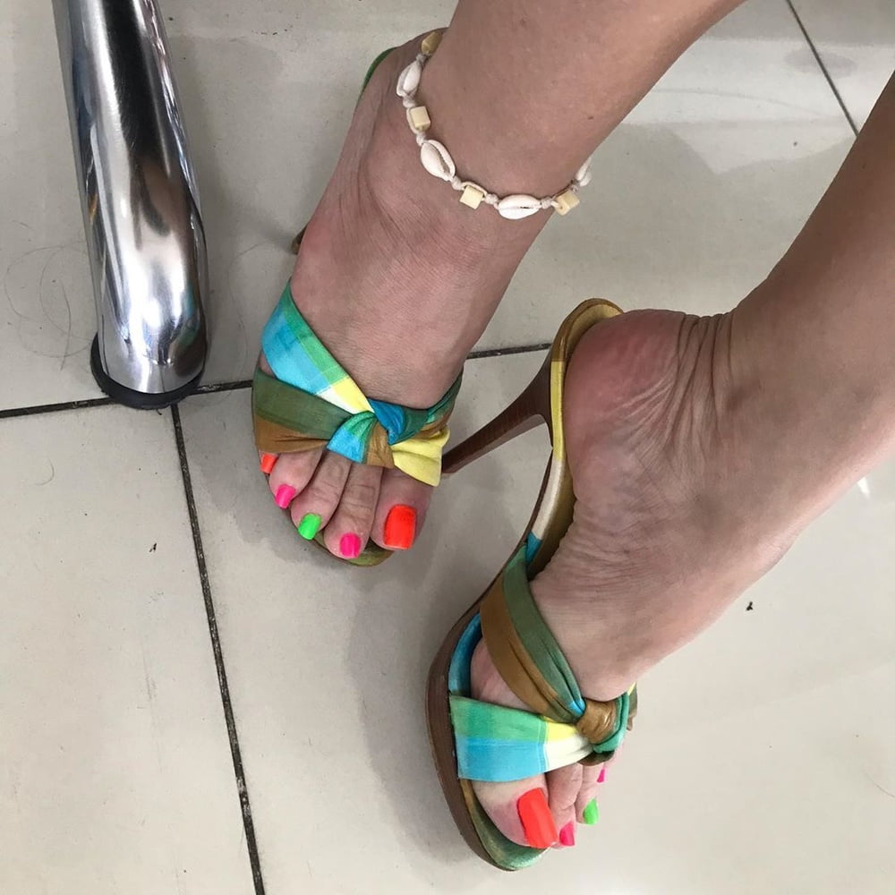 Piedi da sborra 16 #81270839