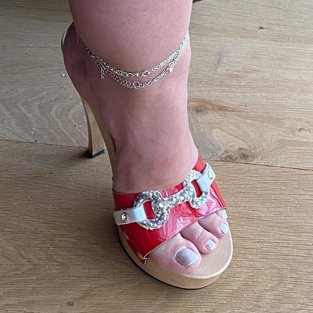 Piedi da sborra 16 #81270854
