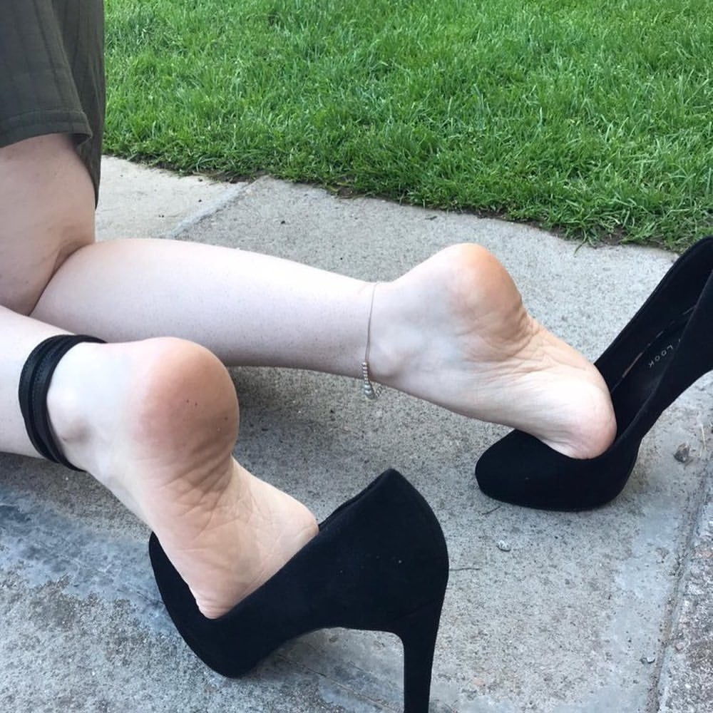 Piedi da sborra 16 #81270932