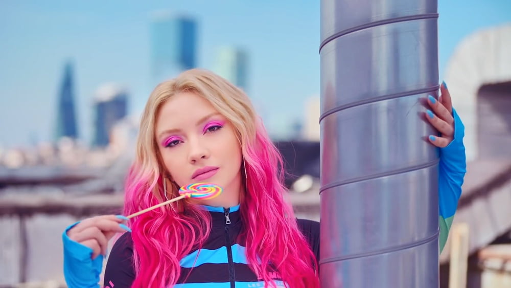 Ece Seckin - Acayip Iyi (2020) #89783958