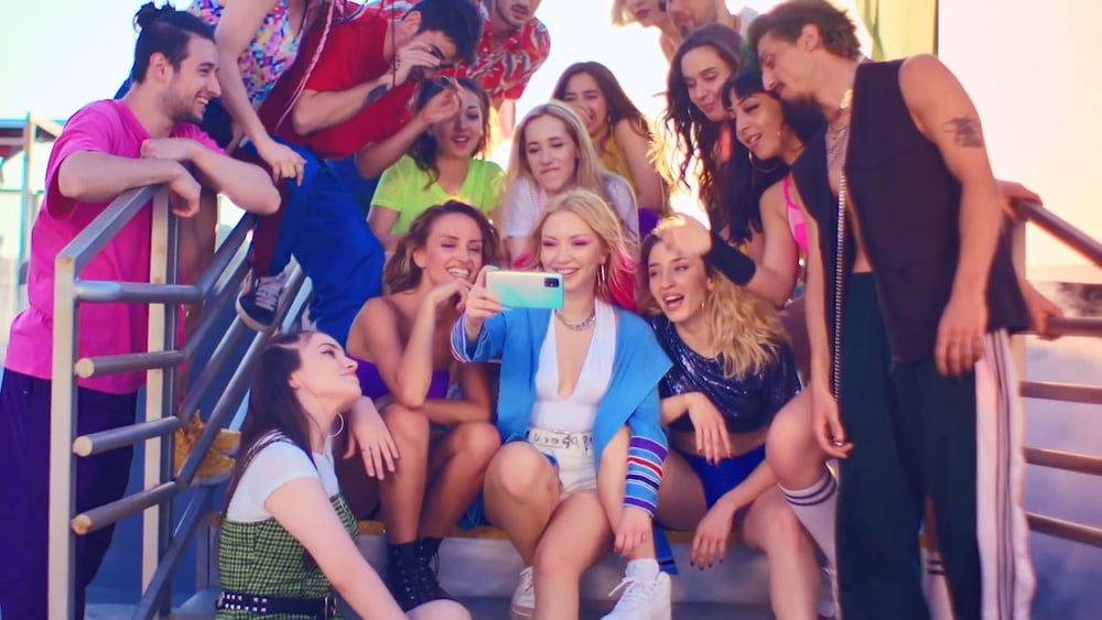 Ece Seckin - Acayip Iyi (2020) #89783962