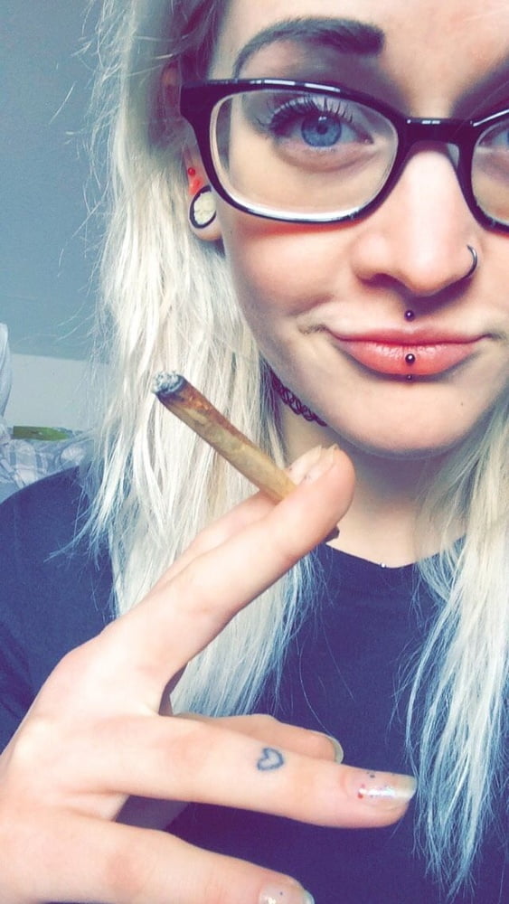 スキニー・タトゥー・ティーン
 #81605368