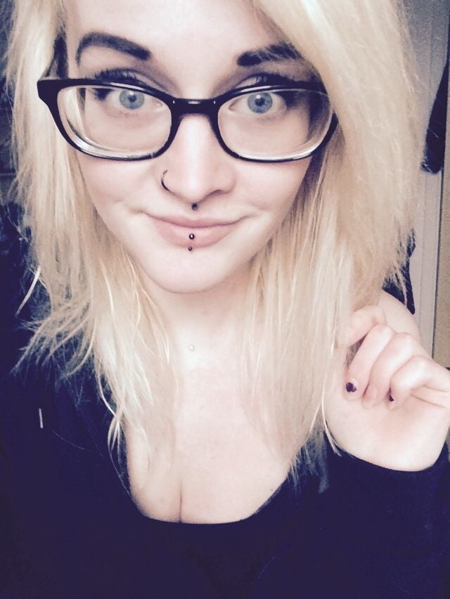 スキニー・タトゥー・ティーン
 #81605653