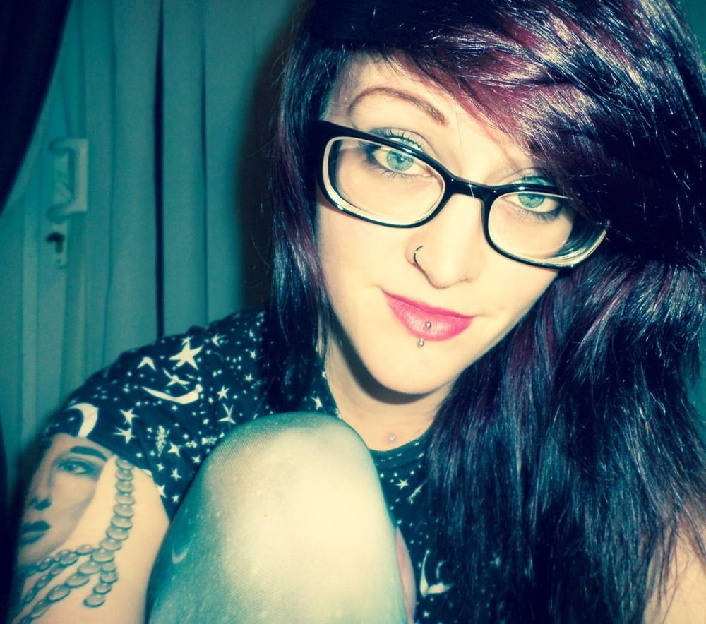 スキニー・タトゥー・ティーン
 #81605738