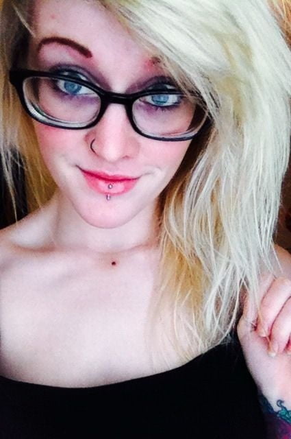 スキニー・タトゥー・ティーン
 #81605771