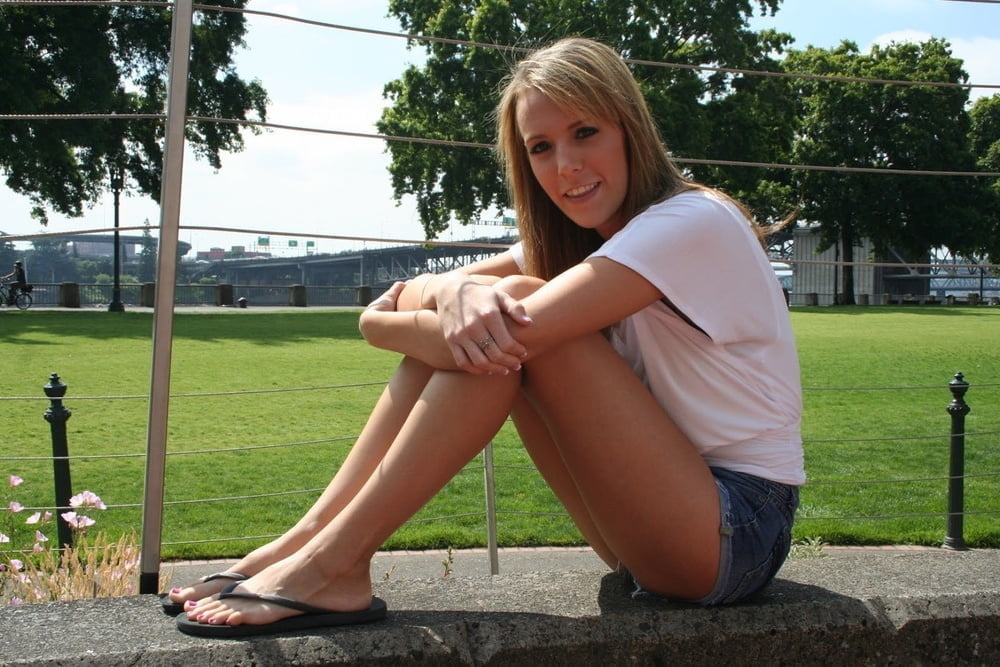 Flip Flop hotties #87815553