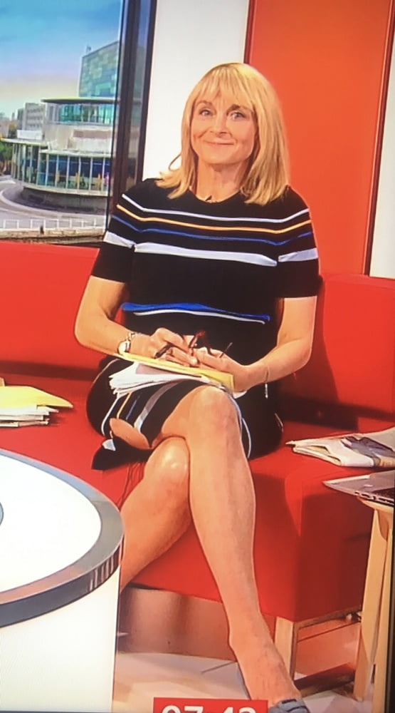 Todays Wank Target..Louise Minchin Showing Off Her Sexy Legs #95657829