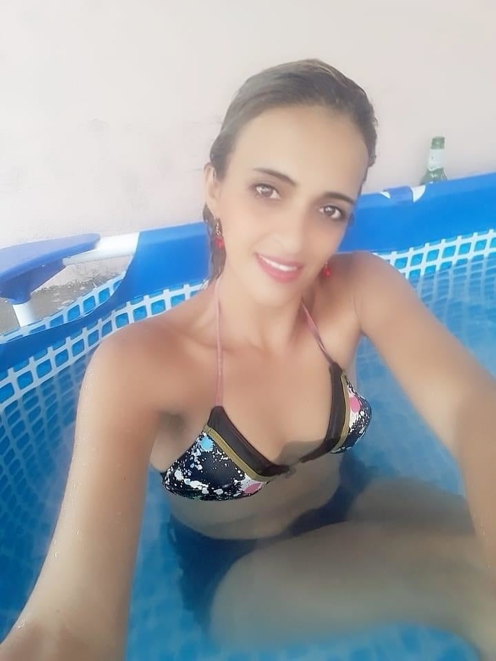 Hermosa mamá flaca
 #79931611