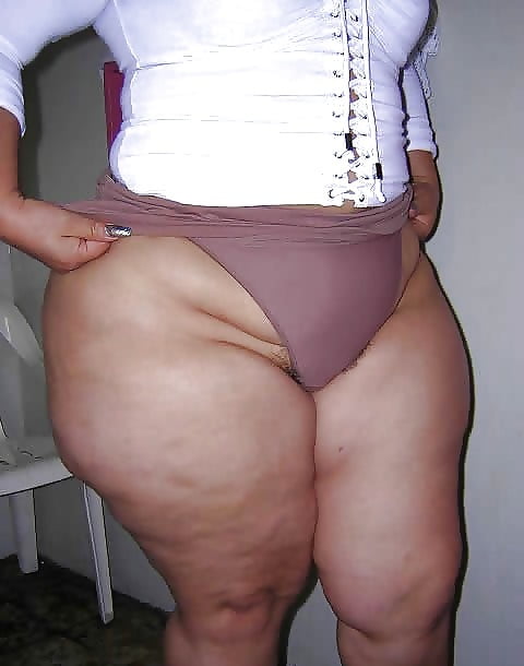 cumeros,hot hips #91493423