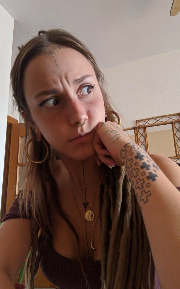 Kali Gayatri desnuda #108042124