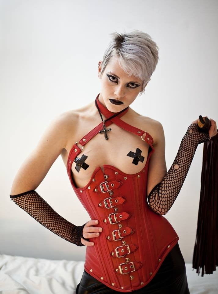 Los tatuajes son calientes
 #105363898