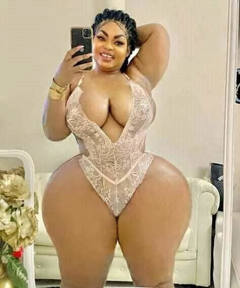 Good lawd she's thick
 #81099846