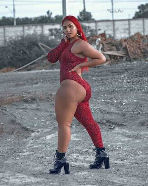 Good lawd she's thick
 #81099885