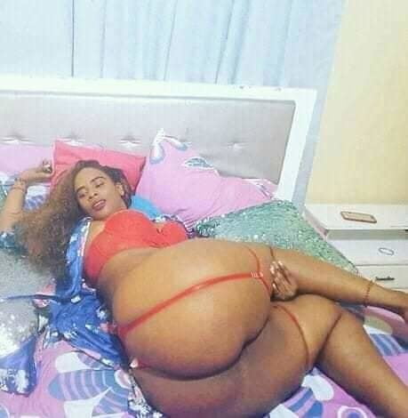 Good lawd she's thick
 #81099930
