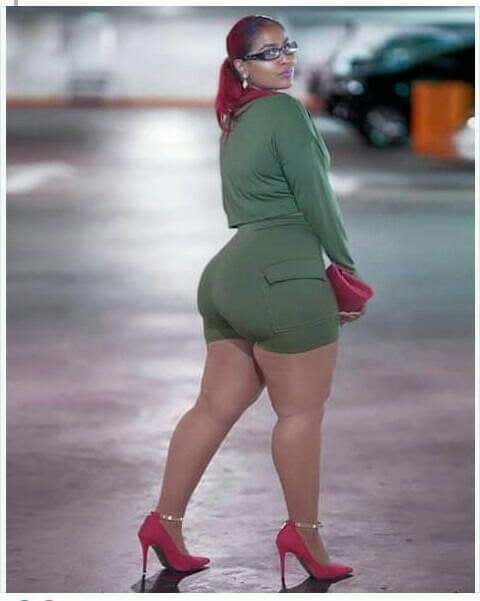 Good lawd she's thick
 #81099948