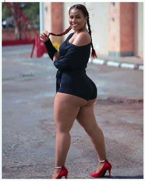 Good lawd she's thick
 #81099960