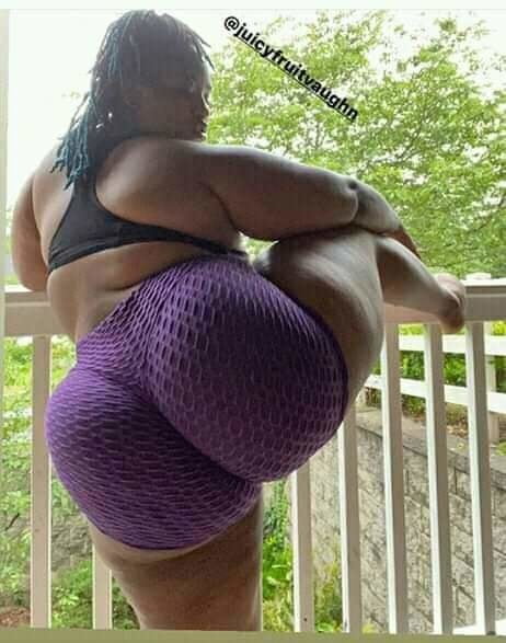Good Lawd She&#039;s Thick #81100023