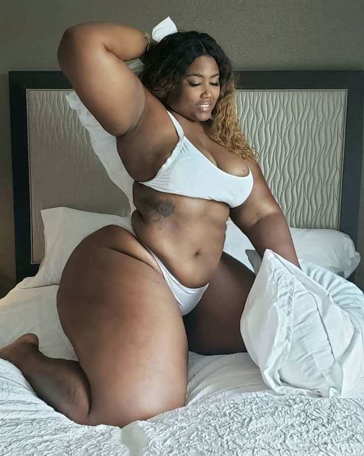 Good lawd she's thick
 #81100082
