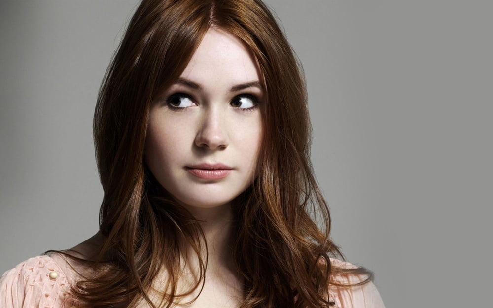 Karen gillan cum museum
 #91193204