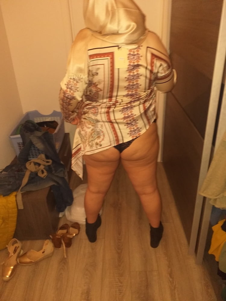 Hot 24 yo big ass Moroccan slut wife #81297207