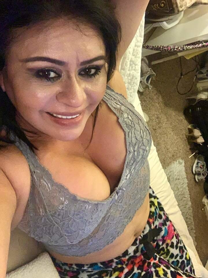 Madura Guapa Morena Tetuda Exedecan Buenos Y Firmes Pechos Porn