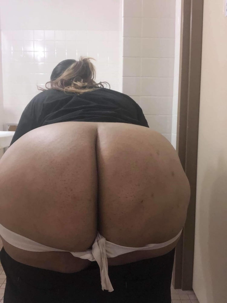 Gordas traga leche #98833703