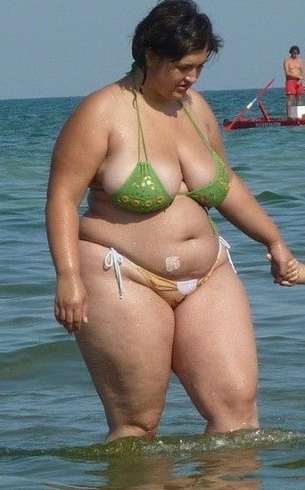 Gordas traga leche #98833726