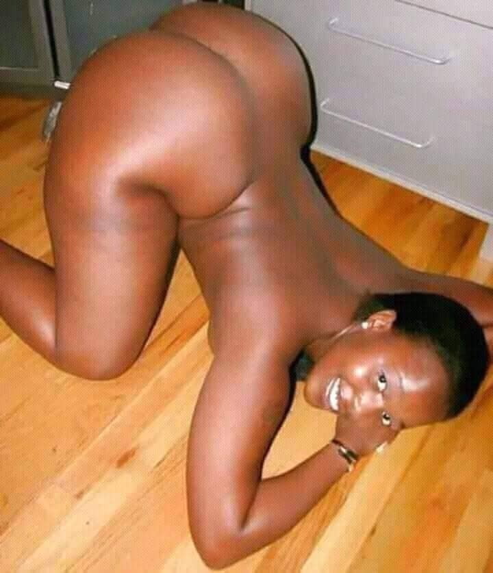 Gordas traga leche #98833834