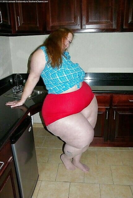 Gordas traga leche #98833937