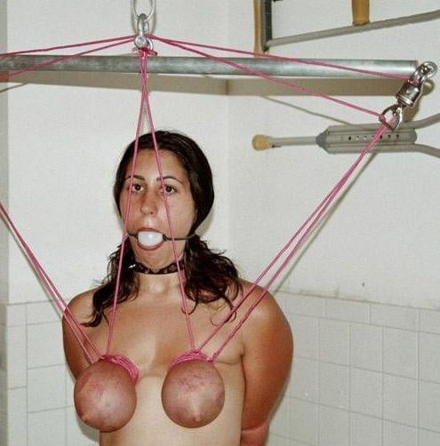 Pechos comprimidos
 #95316691