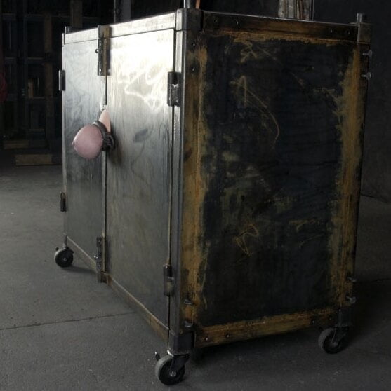 Pechos comprimidos
 #95316906