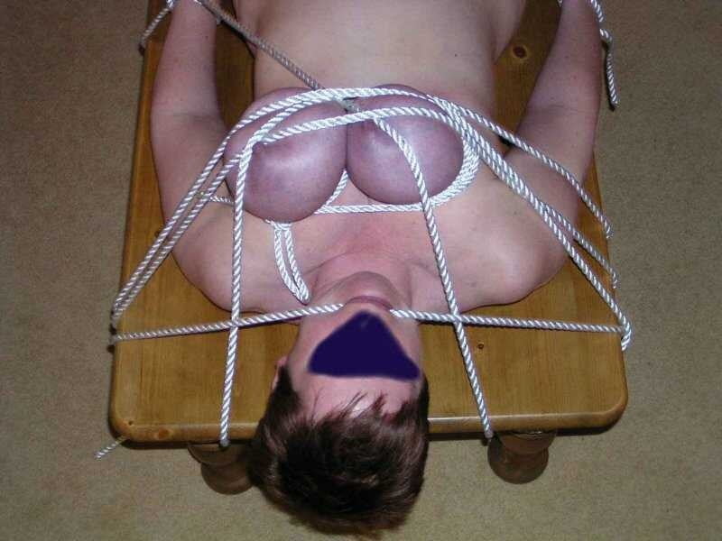 Pechos comprimidos
 #95317354