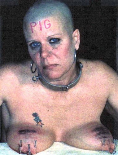 Pechos comprimidos
 #95317808