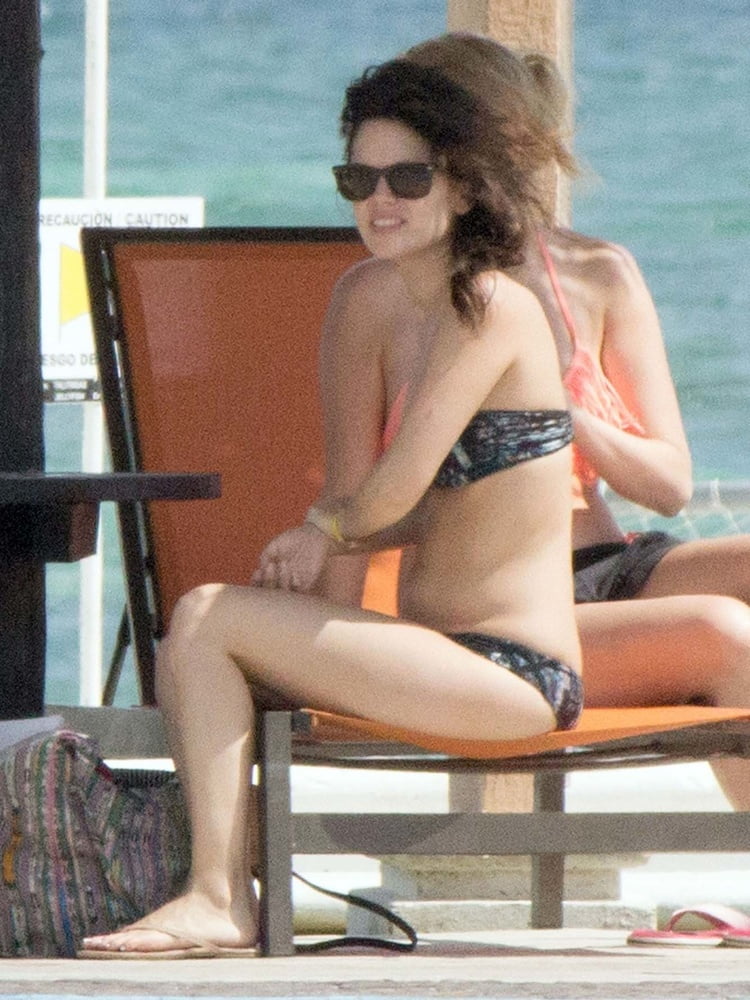 Rachel Bilson
 #99332642