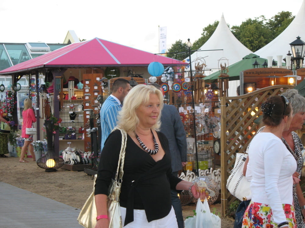 Hot wivers vol. 388
 #92048429