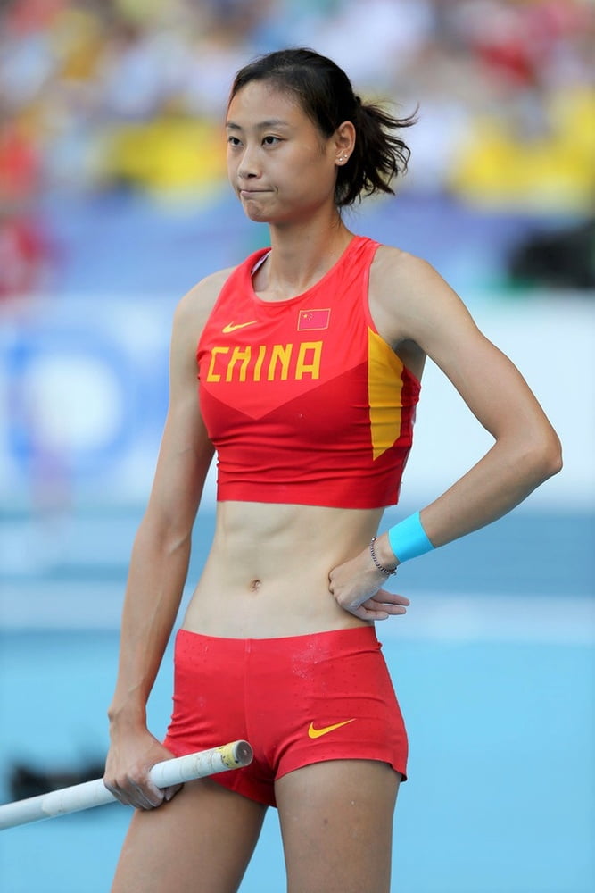 Voyeur: those sexy sporty asians....
 #104198500