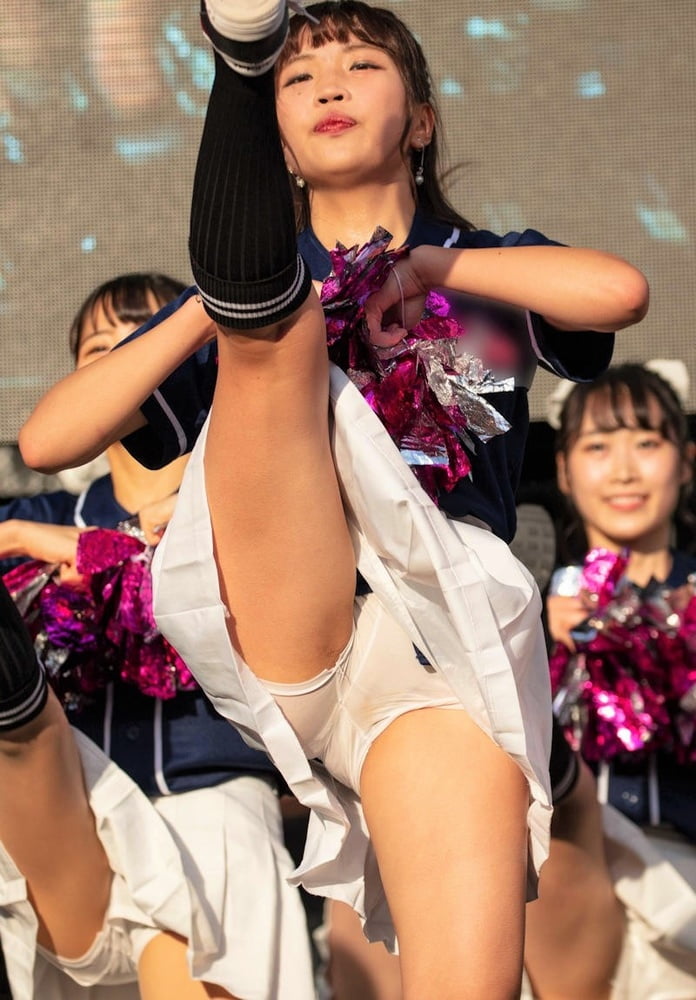 Voyeur: those sexy sporty asians....
 #104198566