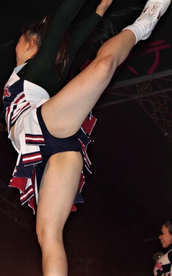 Voyeur: those sexy sporty asians....
 #104198579