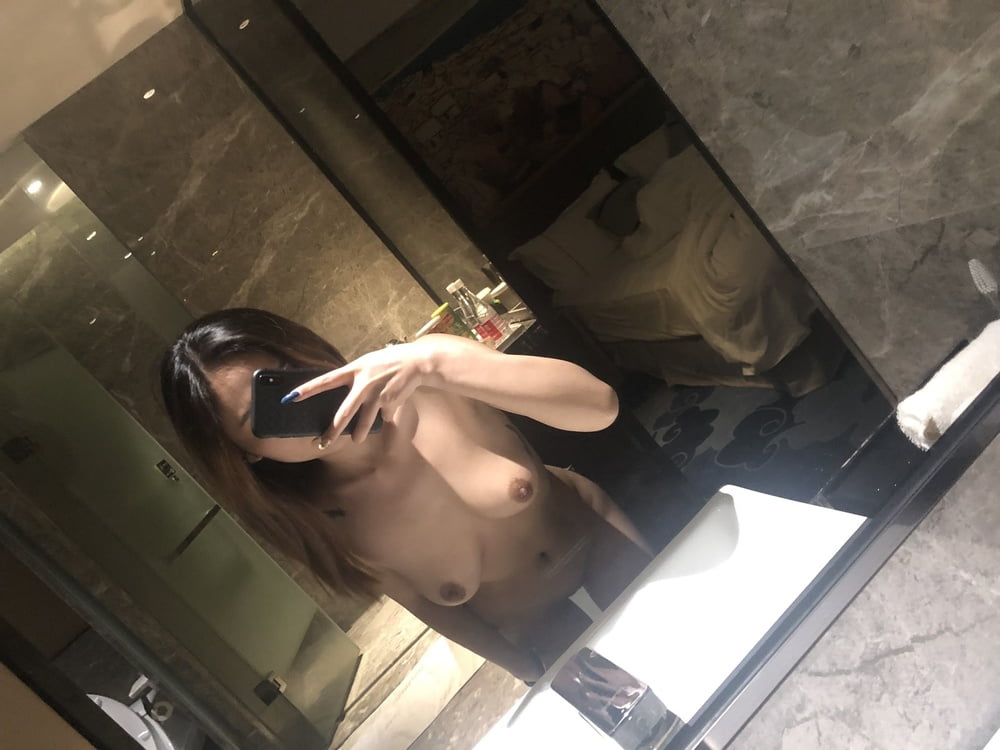 Twitter chinese slut - vava1998 - nudes
 #79895298