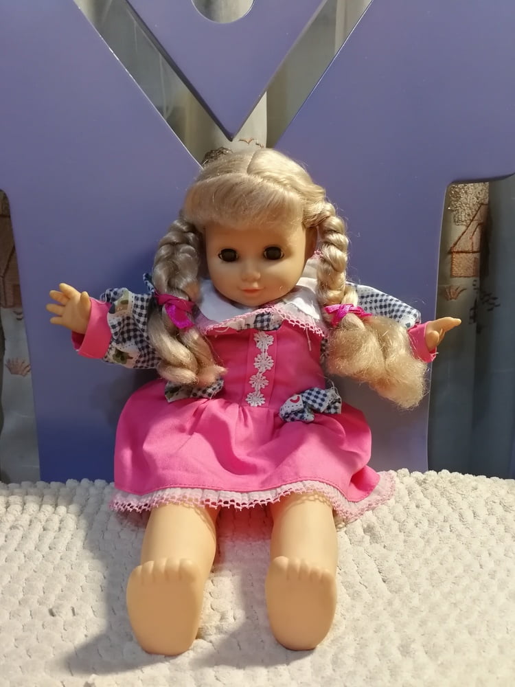 La mia bambola nella mia casa di riposo
 #98293437
