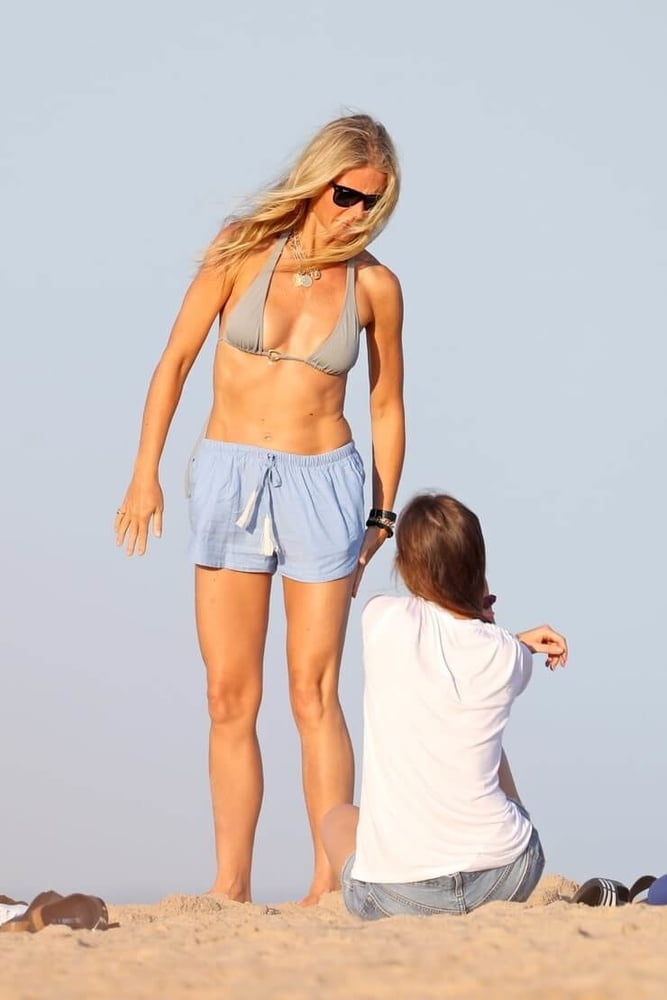 Gwyneth Paltrow MILF Goddess #91384472