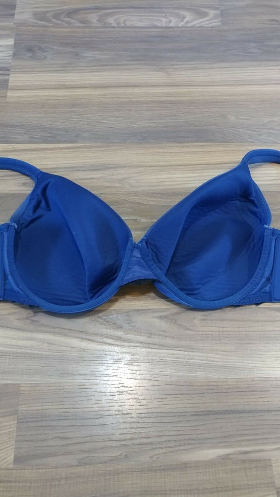 Colpi di reggiseno
 #102992400