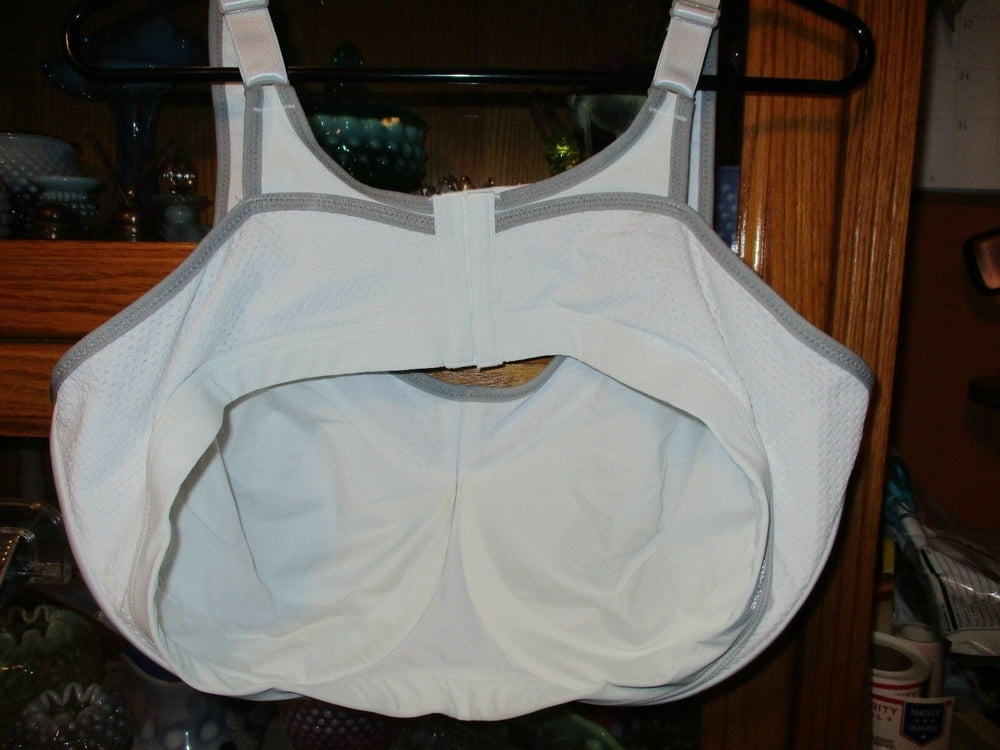 Bra shots #102992504