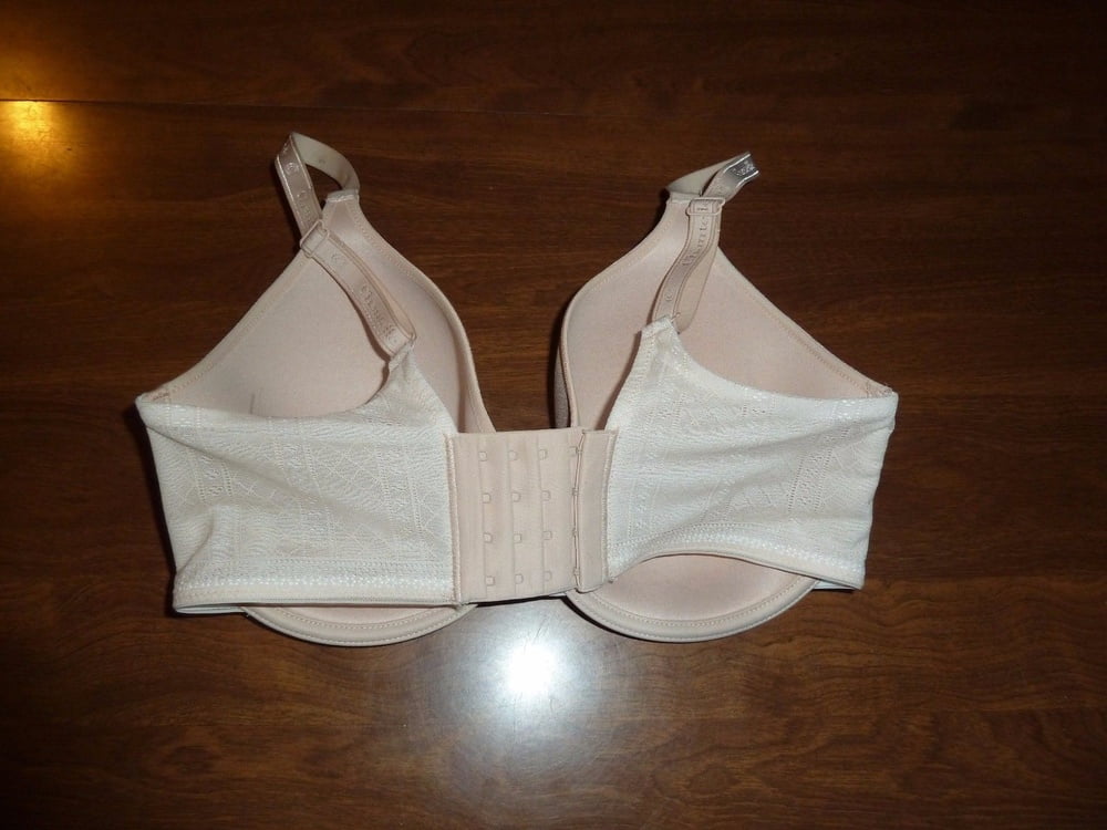 Bra shots #102992711