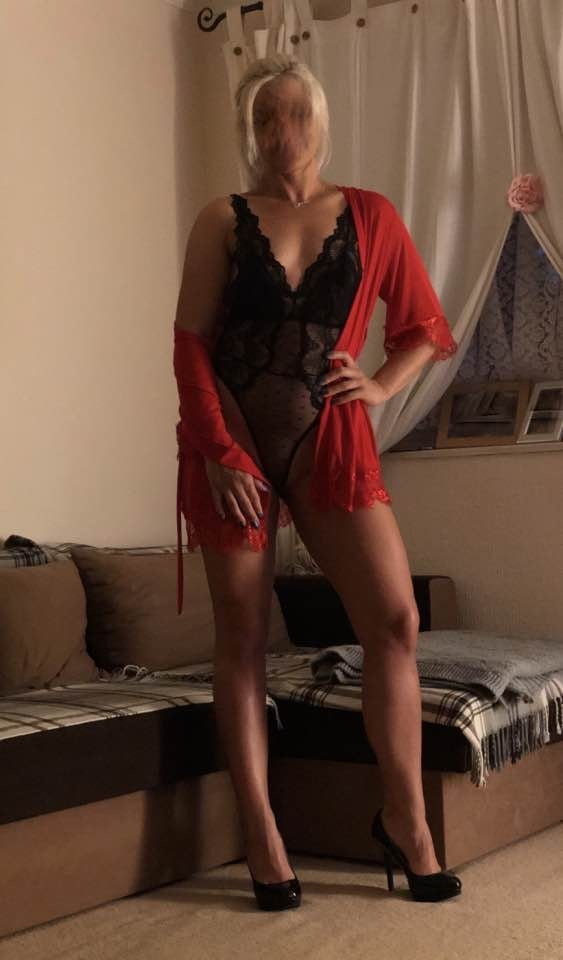 Femme polonaise sexy de 34 ans
 #102022794