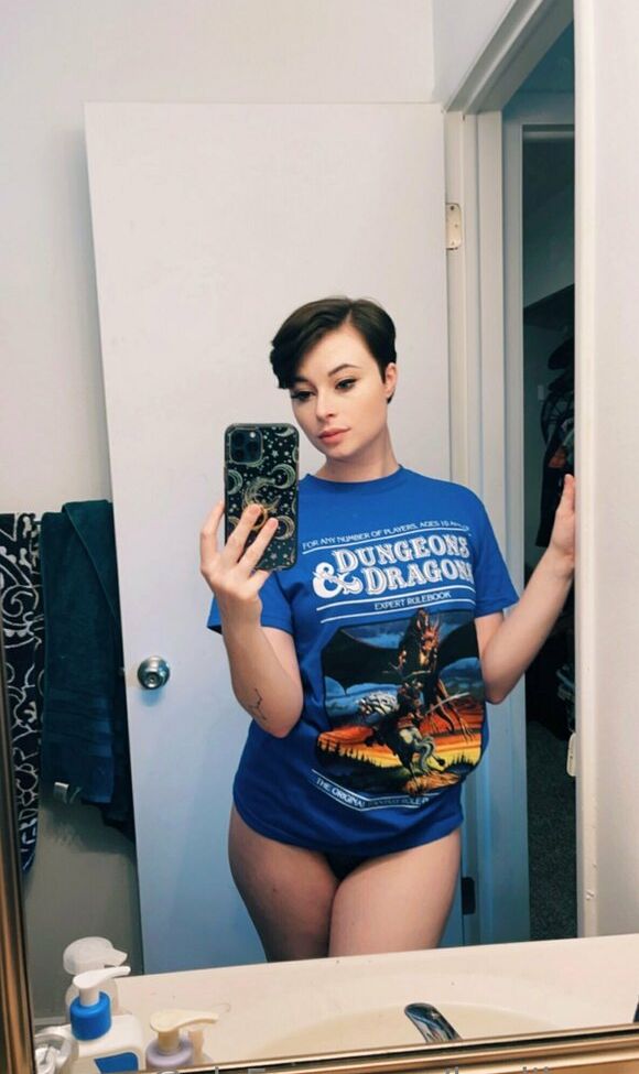 Harlihero desnuda #109855066