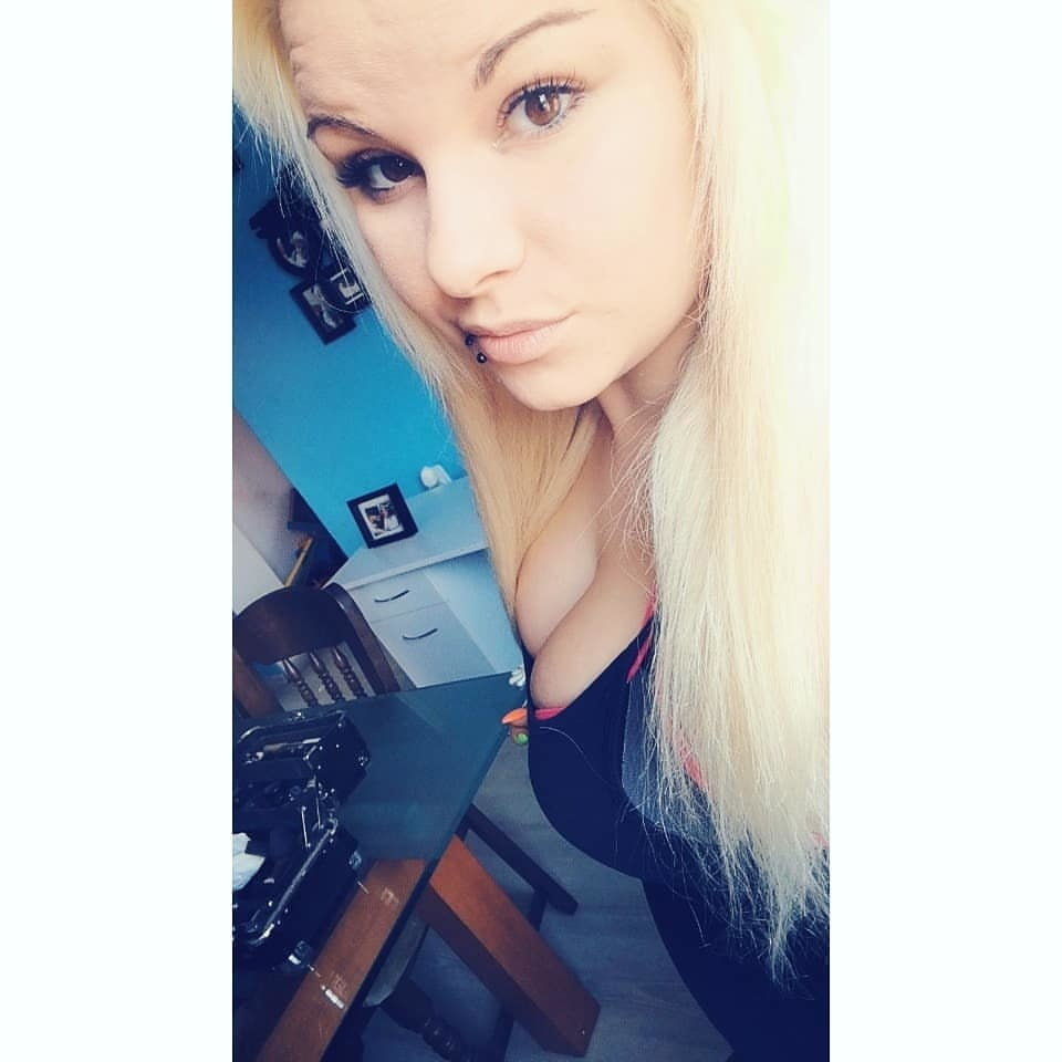 Sandra - cleavage downblouse makeup blonde hot selfie #105491882