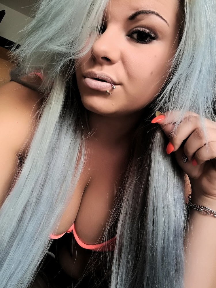 Sandra - cleavage downblouse makeup blonde hot selfie #105491895