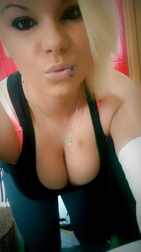 Sandra - cleavage downblouse makeup blonde hot selfie #105491931
